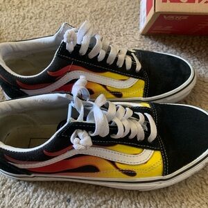 Fire vans womens 7.5